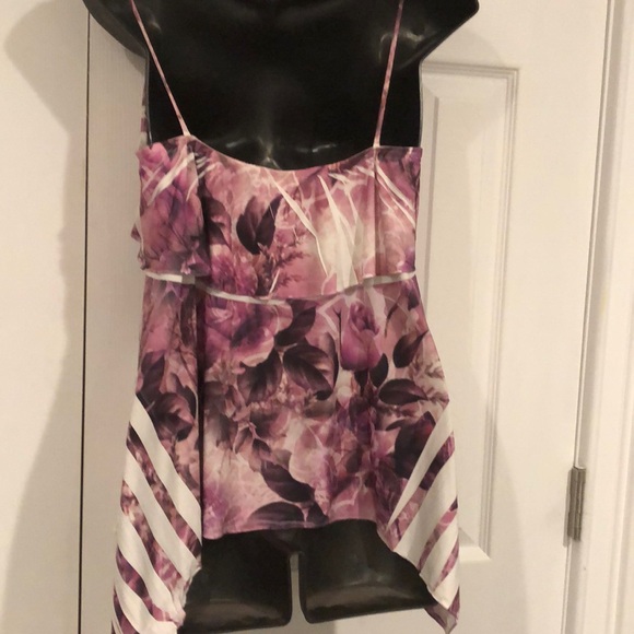 Beautiful Woman’s spaghetti strap Top sz M. (W1) - Picture 4 of 6